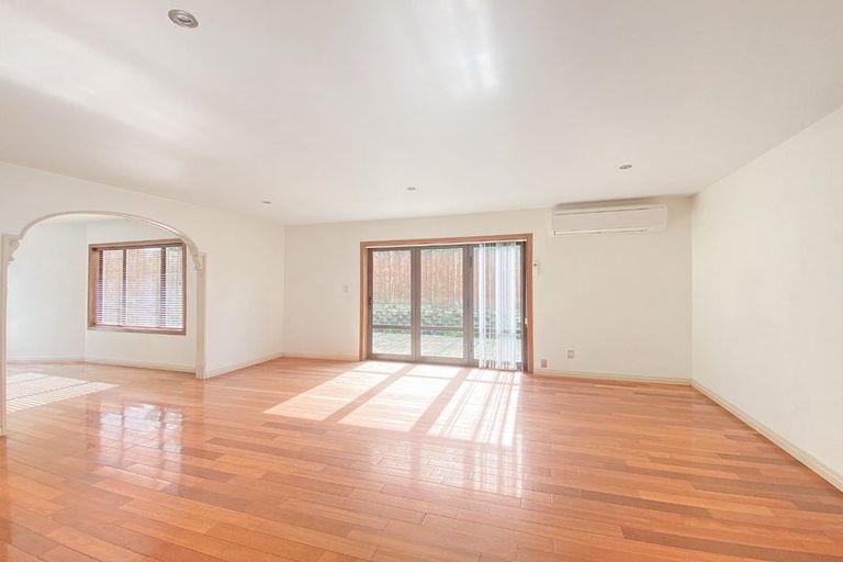 Photo of property in 51a Dominion Street, Takapuna, Auckland, 0622