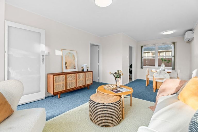 Photo of property in 2/7 Laburnum Road, New Windsor, Auckland, 0600