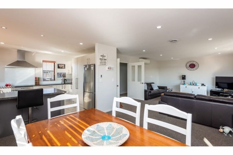 Photo of property in 8 Winfield Drive, Wigram, Christchurch, 8042