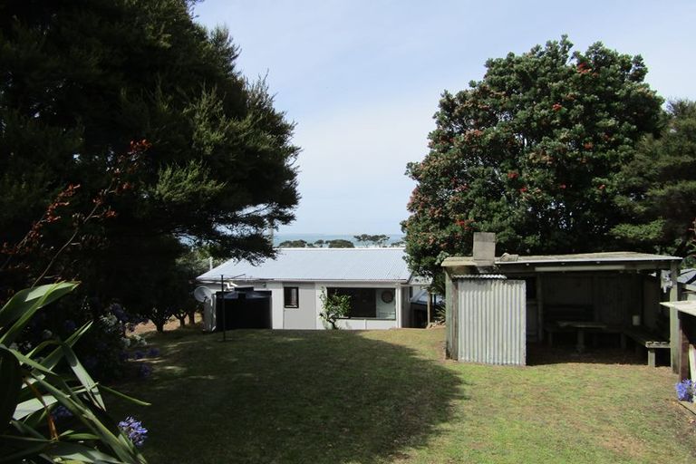 Photo of property in 6569 Pouto Road, Pouto, 0391