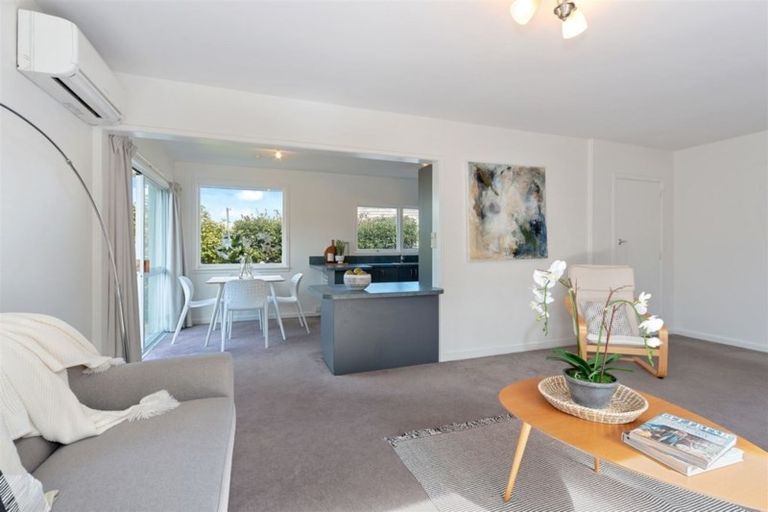 Photo of property in 39 Cotswold Avenue, Bishopdale, Christchurch, 8053
