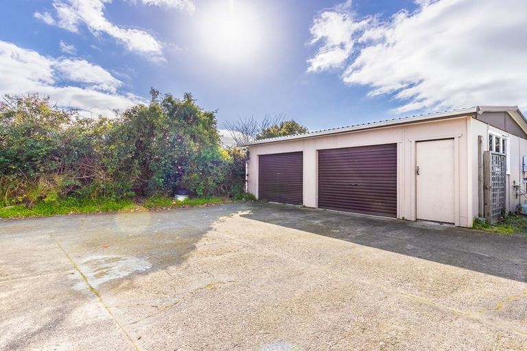 Photo of property in 53 Toru Road, Paraparaumu Beach, Paraparaumu, 5032