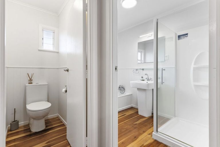 Photo of property in 1/104 Beach Road, Pahurehure, Papakura, 2113