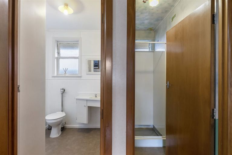 Photo of property in 25 Chatsworth Crescent, Pakuranga Heights, Auckland, 2010