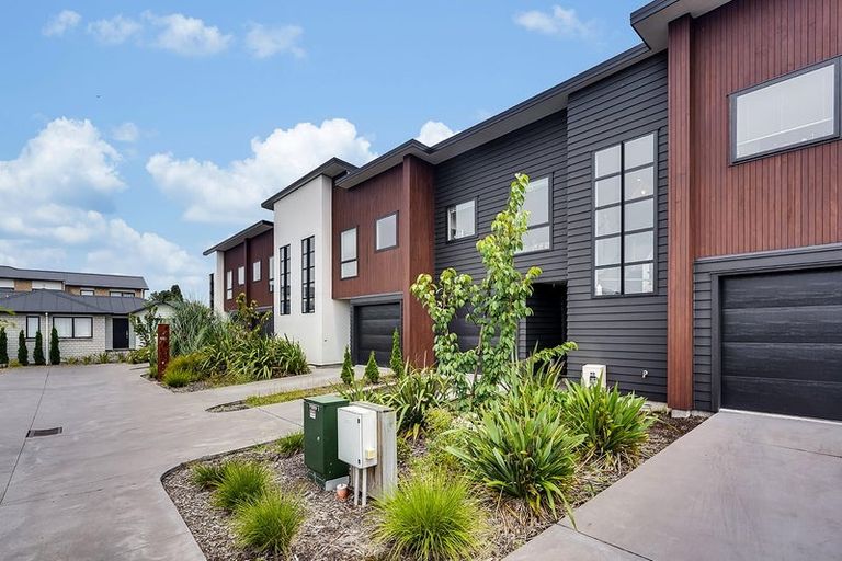 Photo of property in 9/37 North Ridge Drive, Rototuna North, Hamilton, 3210