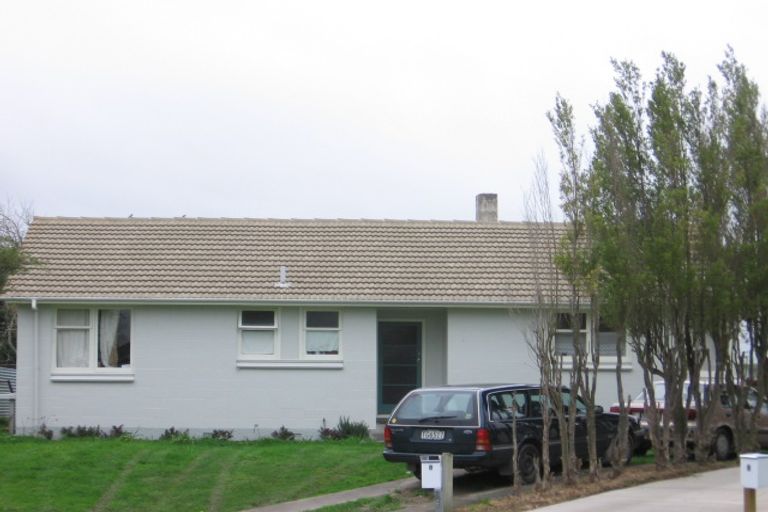 Photo of property in 8 Heath Place, Awapuni, Palmerston North, 4412