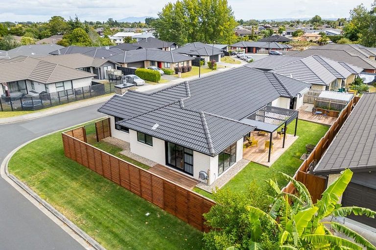 Photo of property in 2 Oderings Place, Huntington, Hamilton, 3210