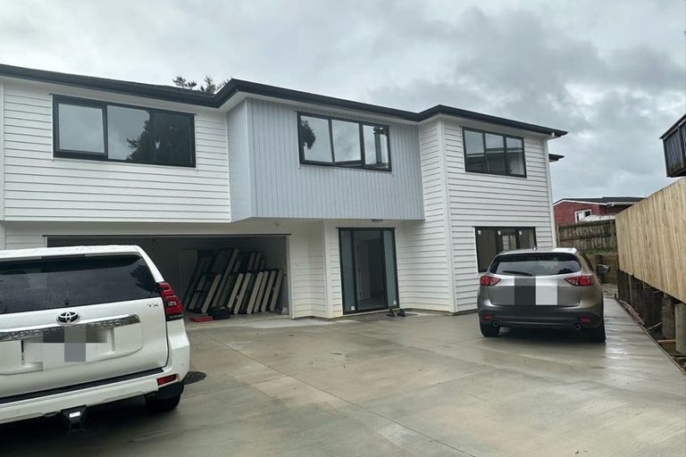 Photo of property in 8a Lynn Road, Bayview, Auckland, 0629