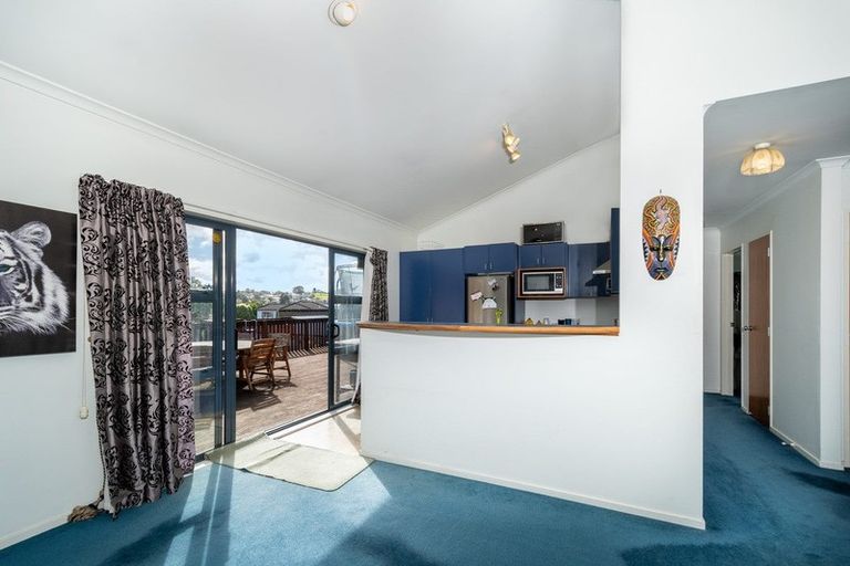 Photo of property in 47 Ruze Vida Drive, Massey, Auckland, 0614