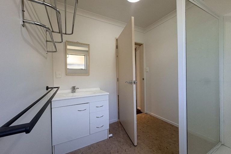 Photo of property in 61 Lipscombe Crescent, Havelock North, 4130