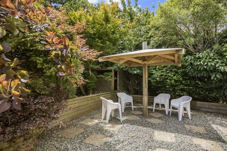 Photo of property in 48 Percy Dyett Drive, Karori, Wellington, 6012
