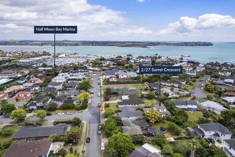 Photo of property in 2/27 Sorrel Crescent, Bucklands Beach, Auckland, 2012