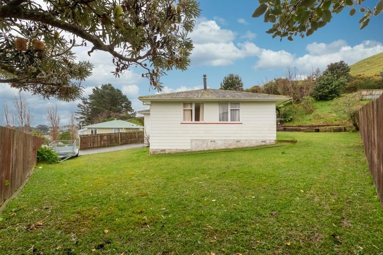 Photo of property in 90a Corinna Street, Waitangirua, Porirua, 5024