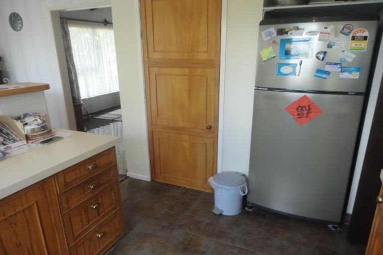 Photo of property in 9 Hiwihau Place, Glenfield, Auckland, 0629