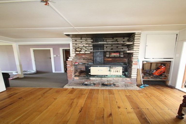 Photo of property in 11 Beaconsfield Road, Midhirst, Stratford, 4394