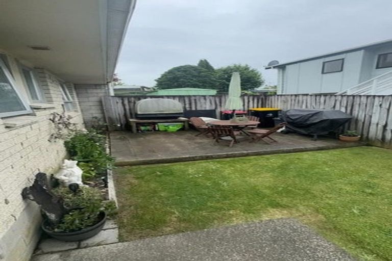 Photo of property in 25 Millers Road, Brookfield, Tauranga, 3110