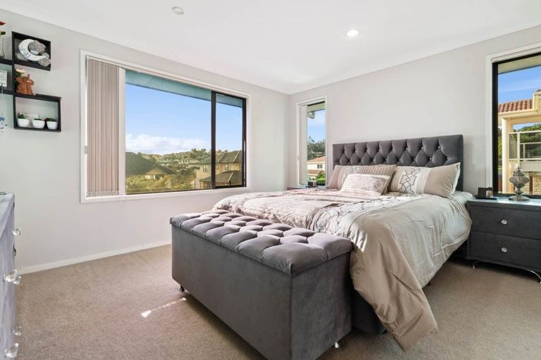 Photo of property in 19 The Enclave, Totara Heights, Auckland, 2105