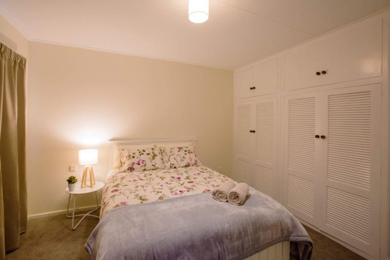 Photo of property in 37 Burnside Crescent, Burnside, Christchurch, 8053