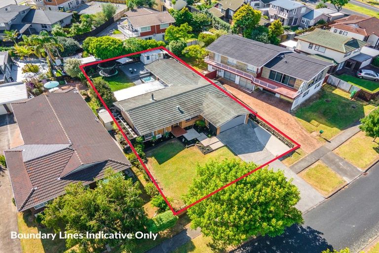 Photo of property in 5 Belmere Rise, Farm Cove, Auckland, 2012