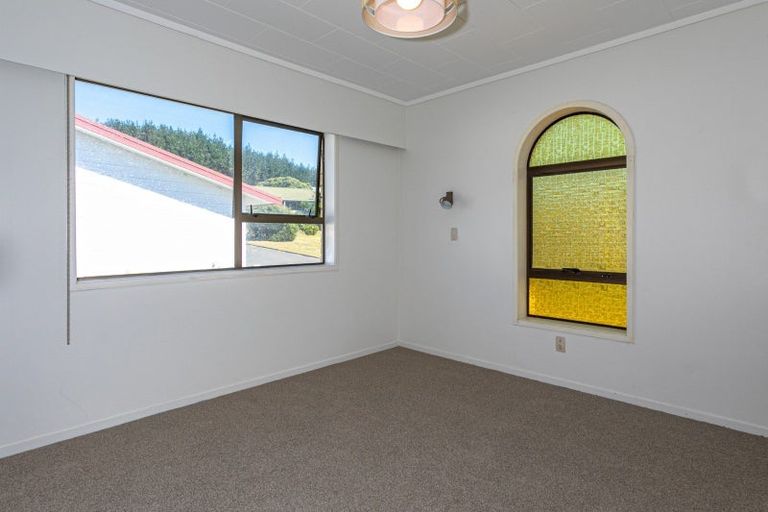 Photo of property in 107 Titiro Place, Onemana, Whangamata, 3691
