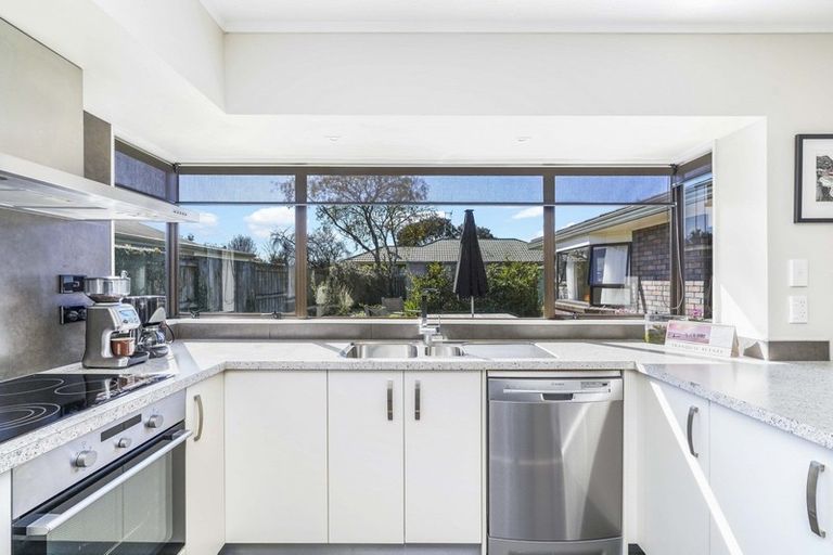 Photo of property in 62 Endeavour Avenue, Flagstaff, Hamilton, 3210