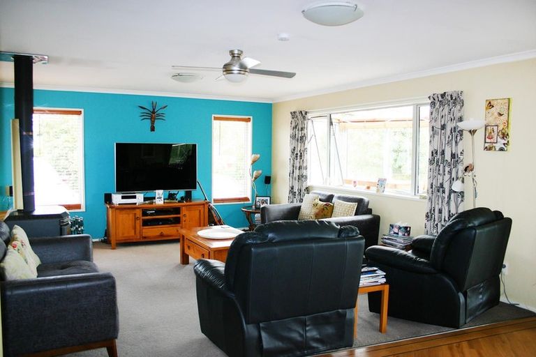 Photo of property in 16 Brown Street, Waikouaiti, 9510