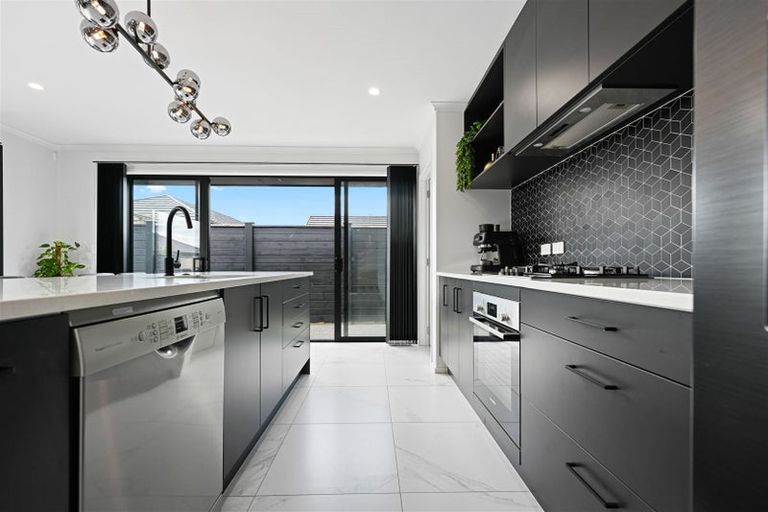 Photo of property in 5 Kowaro Street, Rototuna North, Hamilton, 3210