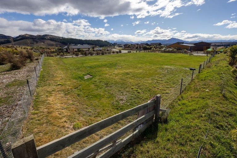 Photo of property in 13 Jackson Rise, Luggate, Wanaka, 9383