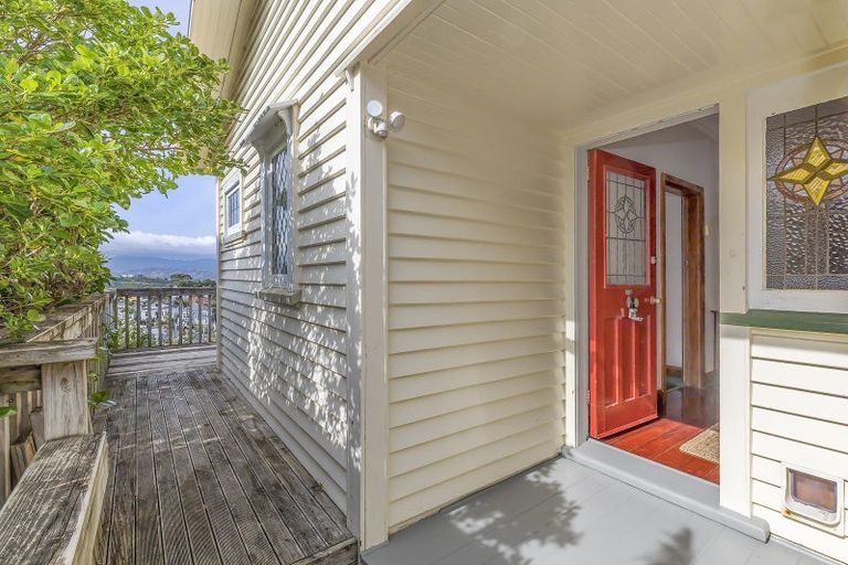 Photo of property in 5 Rakau Road, Hataitai, Wellington, 6021