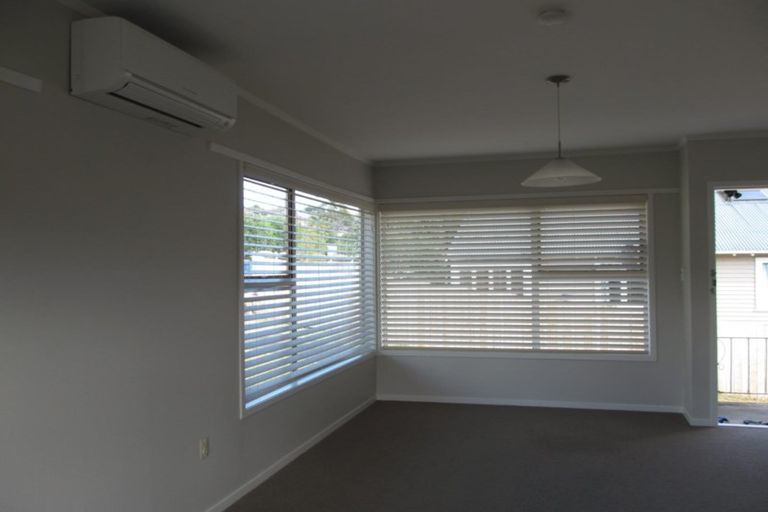 Photo of property in 1/21 Quebec Road, Milford, Auckland, 0620