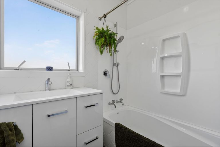 Photo of property in 143 Rangiora Road, Kaiwaka, 0573