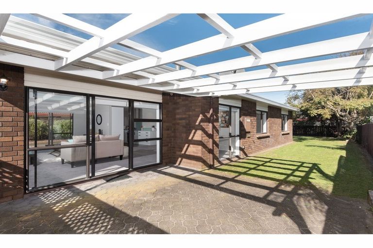 Photo of property in 5 Ngamotu Place, Mount Maunganui, 3116