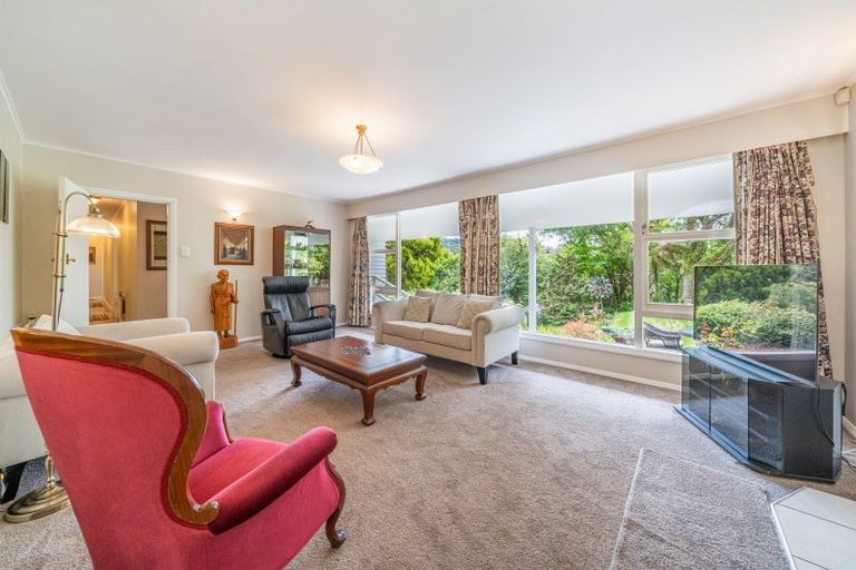 Photo of property in 39 Blue Mountains Road, Silverstream, Upper Hutt, 5019