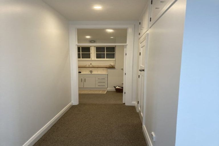 Photo of property in 208 Rongotai Road, Rongotai, Wellington, 6022