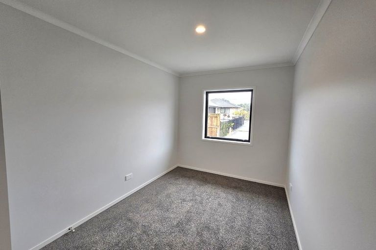 Photo of property in 43a South Road, Blagdon, New Plymouth, 4310