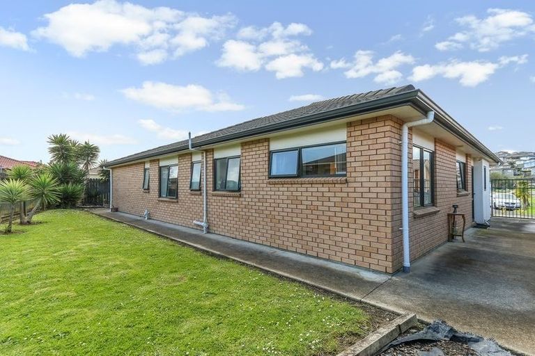 Photo of property in 10 Ettrick Lane, Papakura, 2110