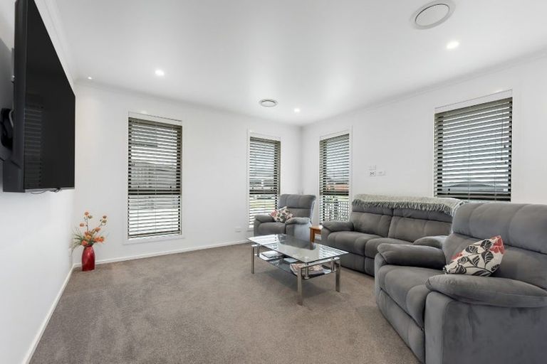 Photo of property in 43 Katania Heights, Brightwater, 7022