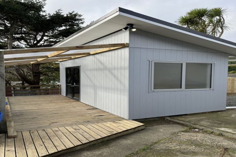 Photo of property in 39 Roberts Street, Tawa, Wellington, 5028