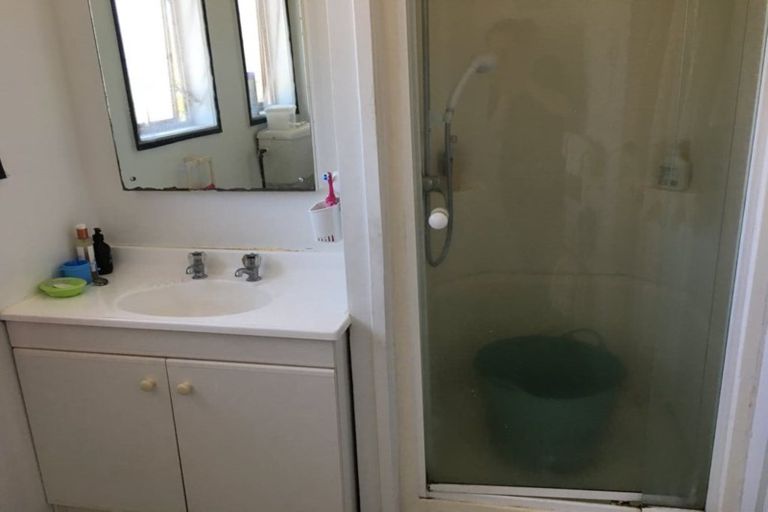 Photo of property in 7/18 Seabrook Avenue, New Lynn, Auckland, 0600