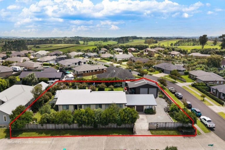 Photo of property in 2 Tavarnya Way, Patumahoe, Pukekohe, 2679