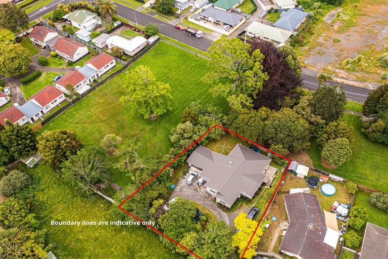 Photo of property in 13 Chibnall Place, Conifer Grove, Takanini, 2112