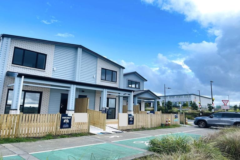 Photo of property in 44 Auranga Drive, Karaka, Papakura, 2113