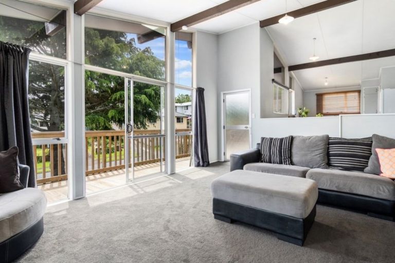 Photo of property in 9 Dunton Drive, Welcome Bay, Tauranga, 3112