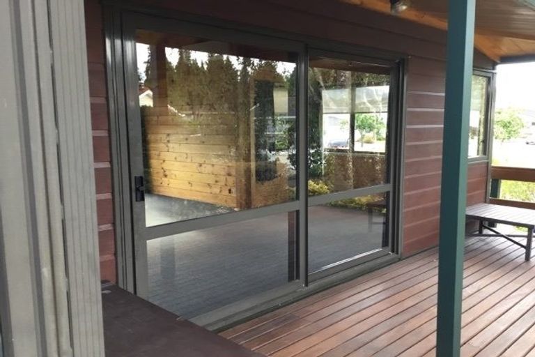 Photo of property in 32 Comeskey Grove, Elderslea, Upper Hutt, 5018