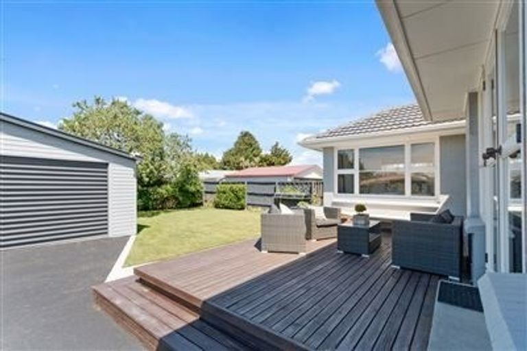 Photo of property in 16 Everest Street, Burnside, Christchurch, 8053