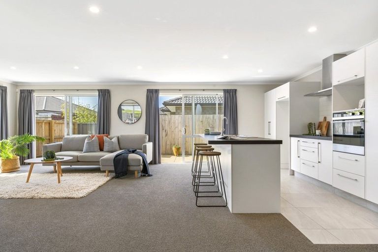 Photo of property in 172 Waikite Road, Welcome Bay, Tauranga, 3175