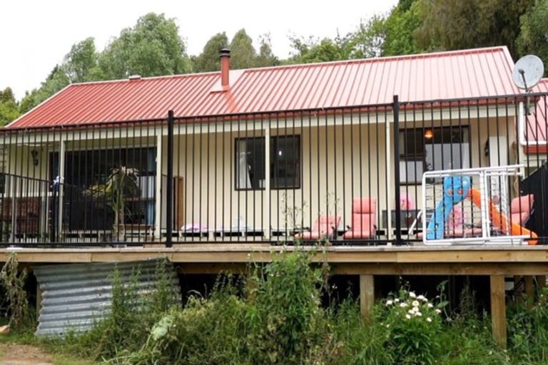 Photo of property in 12 Tame Porati Street, Manakau, Levin, 5573