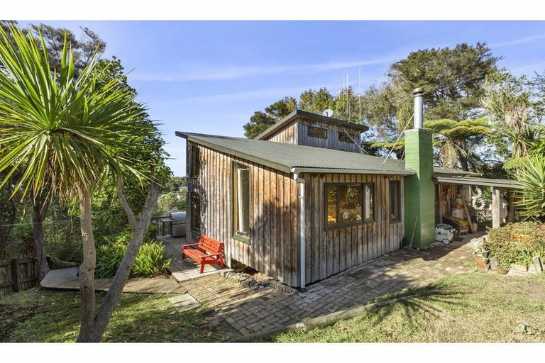 Photo of property in 104 Greenslade Road, Raglan, 3295