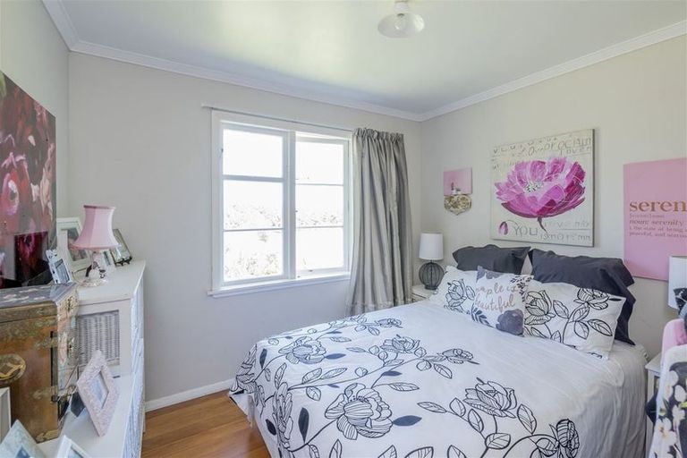 Photo of property in 75 Muhunoa Road West, Ohau, Levin, 5570