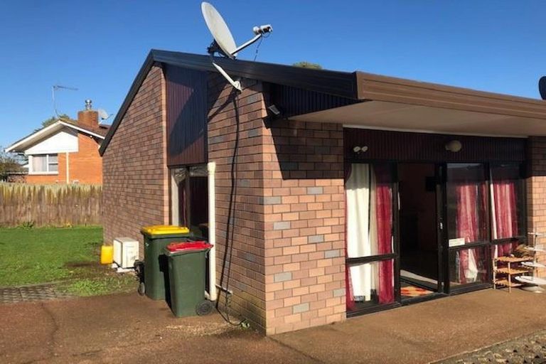 Photo of property in 63 Wyllie Road, Papatoetoe, Auckland, 2025